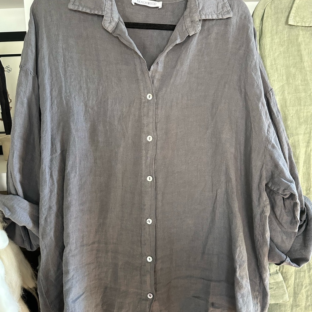 Women's Forest Green Beachwood Baby Linen Button Down Shirt